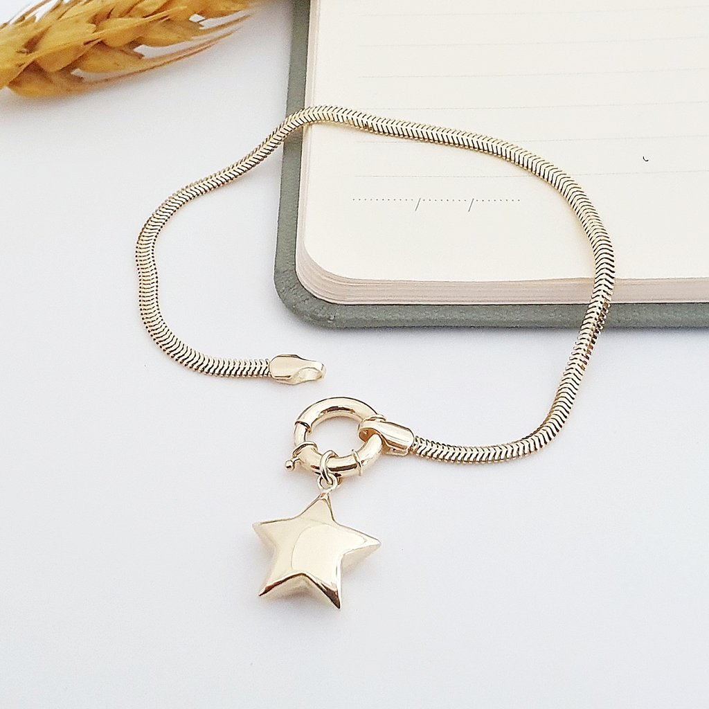 Bombeli Yıldız Charm İtalyan Ezme Zincirli Bileklik KN10114