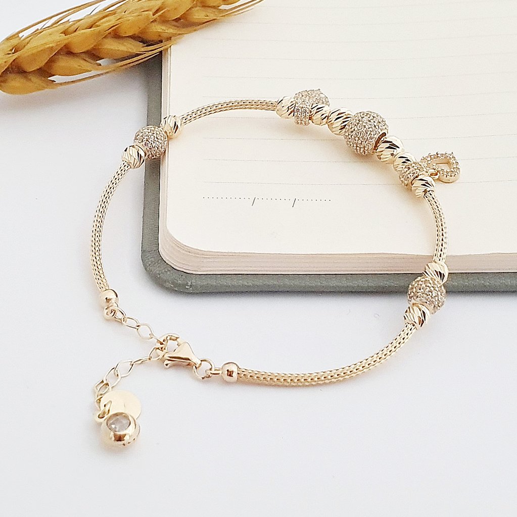 Pandora 8 Ayar Altın Kalpli Bileklik KN04659